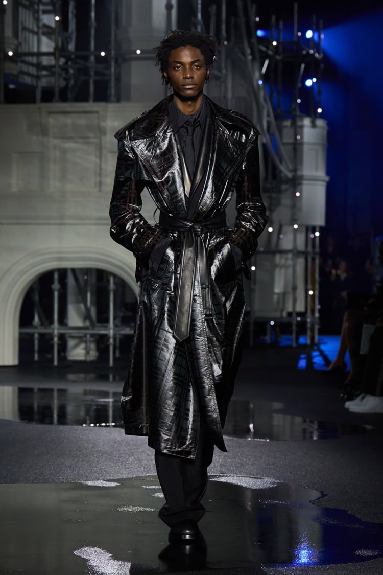 BURBERRY 2026-27 AUTUMN WINTER_054