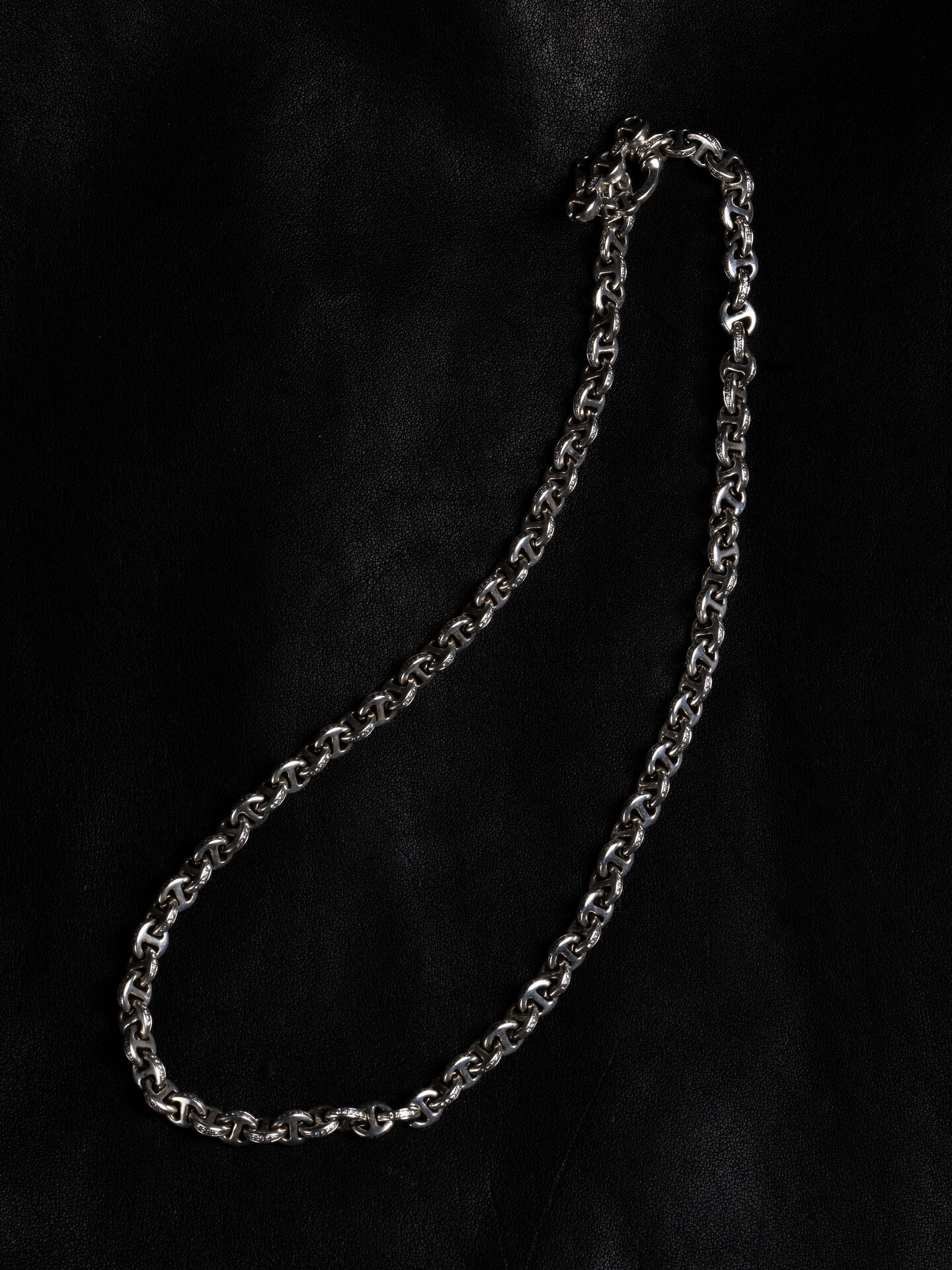 表参道店限定ネックレス［Silver925×ダイヤモンド］￥3,960,000（ホーセンブース／リトルリーグ インク）