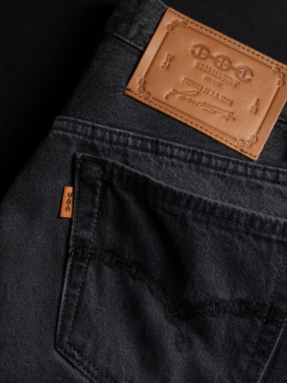 新作ブラックデニム ※表参道店先行アイテム￥528,000（ホーセンブース／リトルリーグ インク）