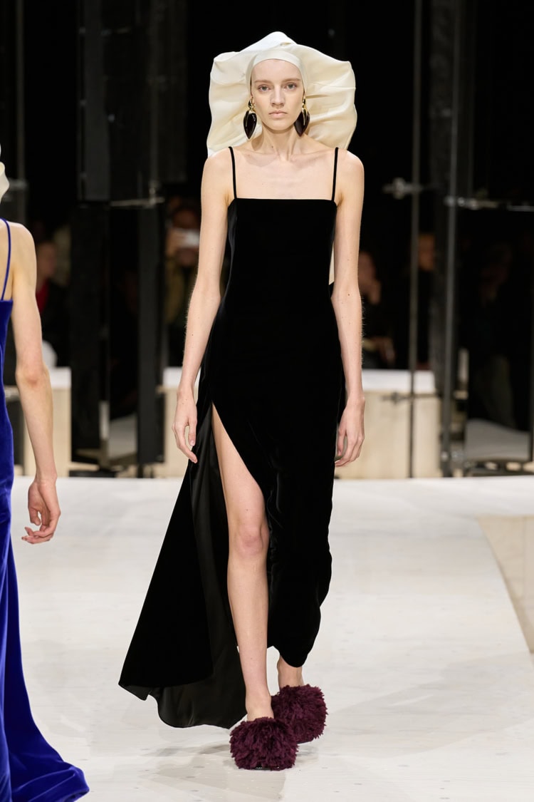 GIVENCHY 2026-27 AUTUMN WINTER_002