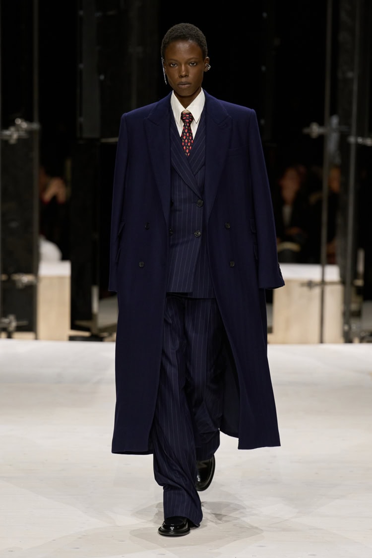 GIVENCHY 2026-27 AUTUMN WINTER_016