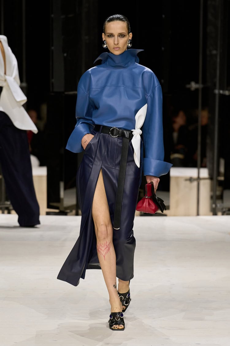 GIVENCHY 2026-27 AUTUMN WINTER_017