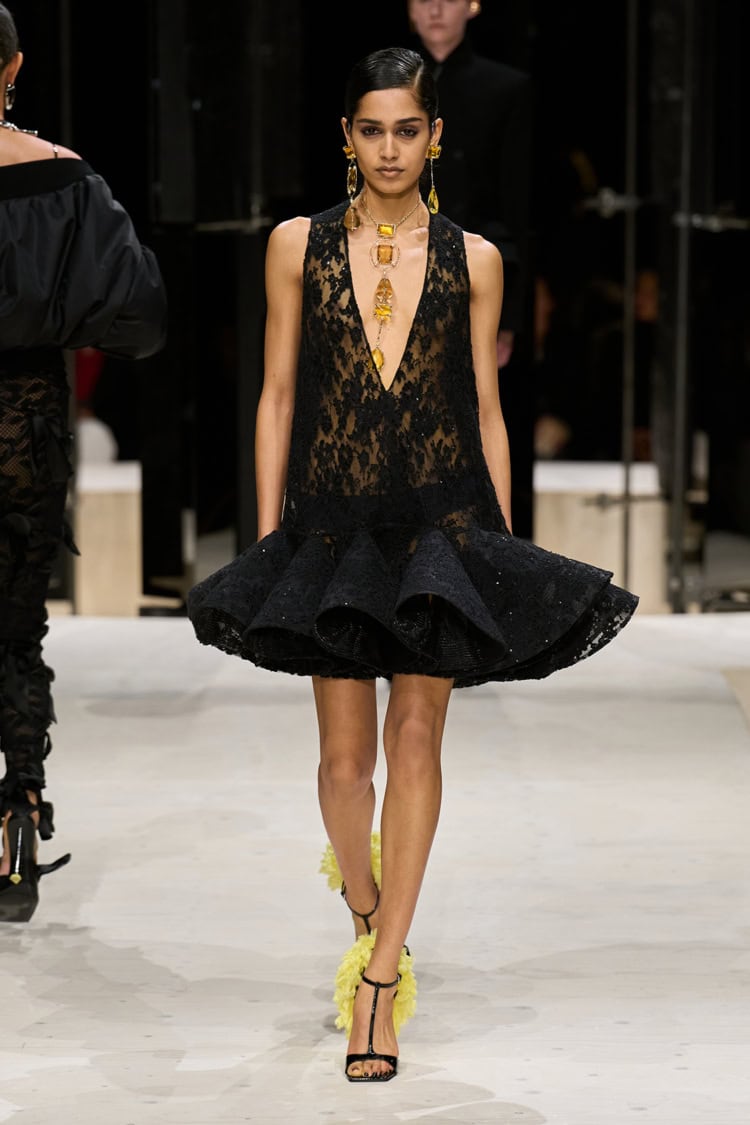 GIVENCHY 2026-27 AUTUMN WINTER_038