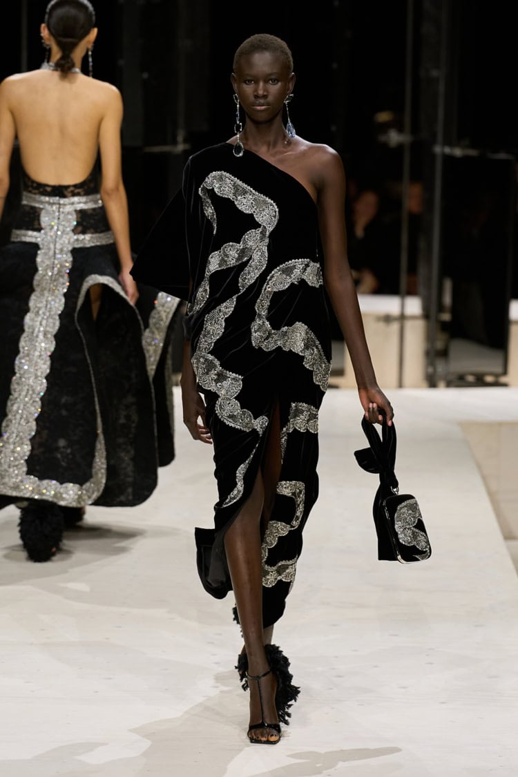 GIVENCHY 2026-27 AUTUMN WINTER_054