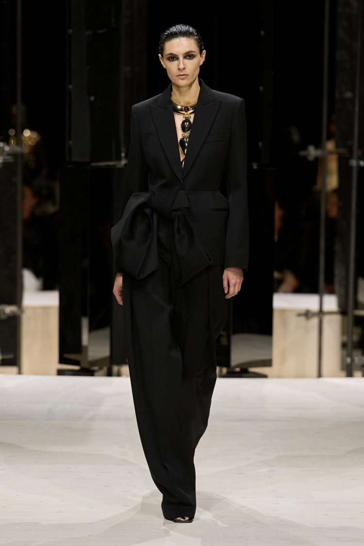 GIVENCHY 2026-27 AUTUMN WINTER_055
