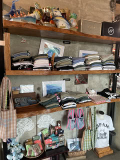 【the Fanon】カカアコにある『アップロールカフェ』で買えますよ！