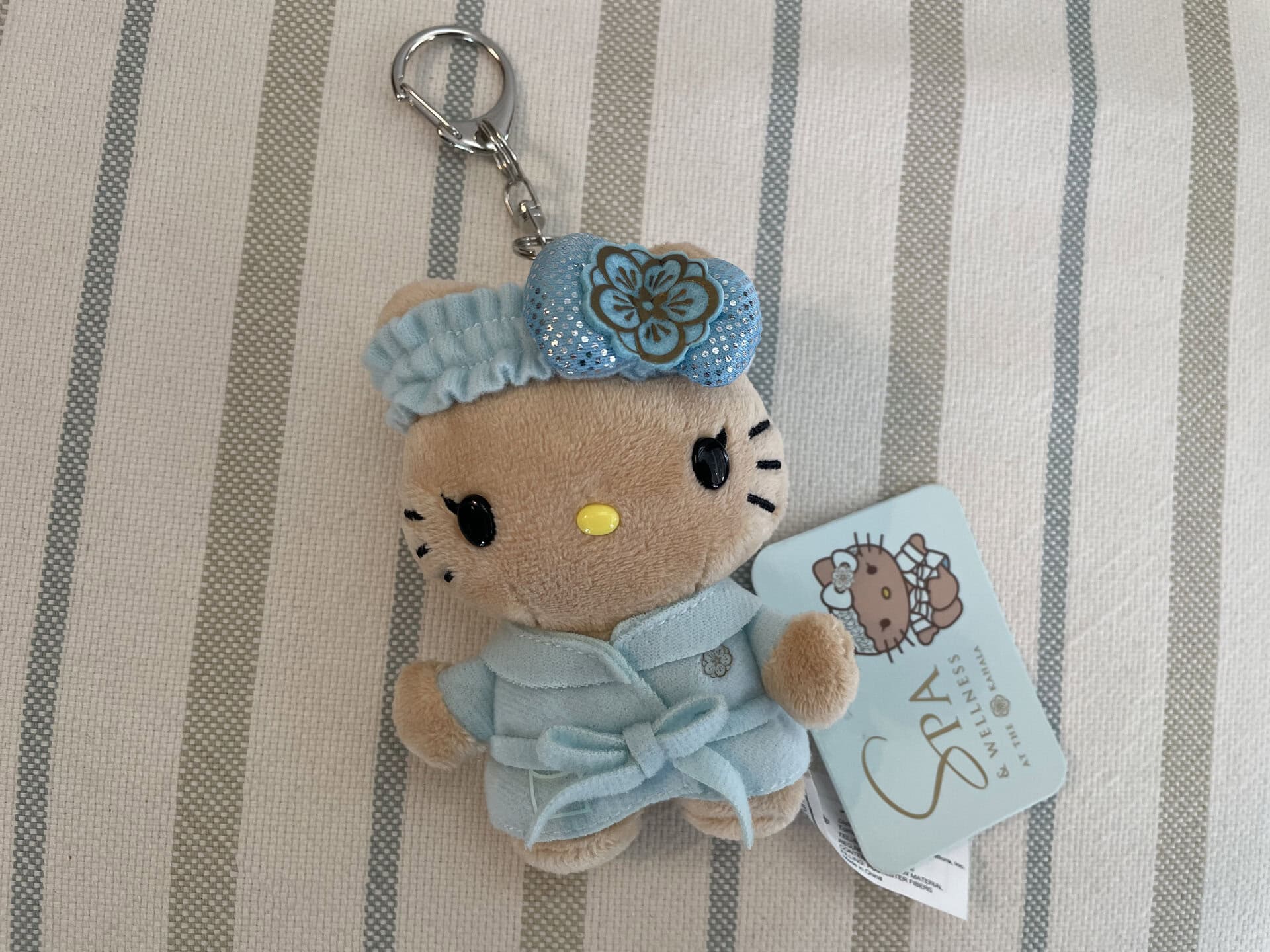 【ザ・カハラ・ホテルのキティ】スパキティです！ ターバンが可愛い〜。55ドル（約8,525円）。