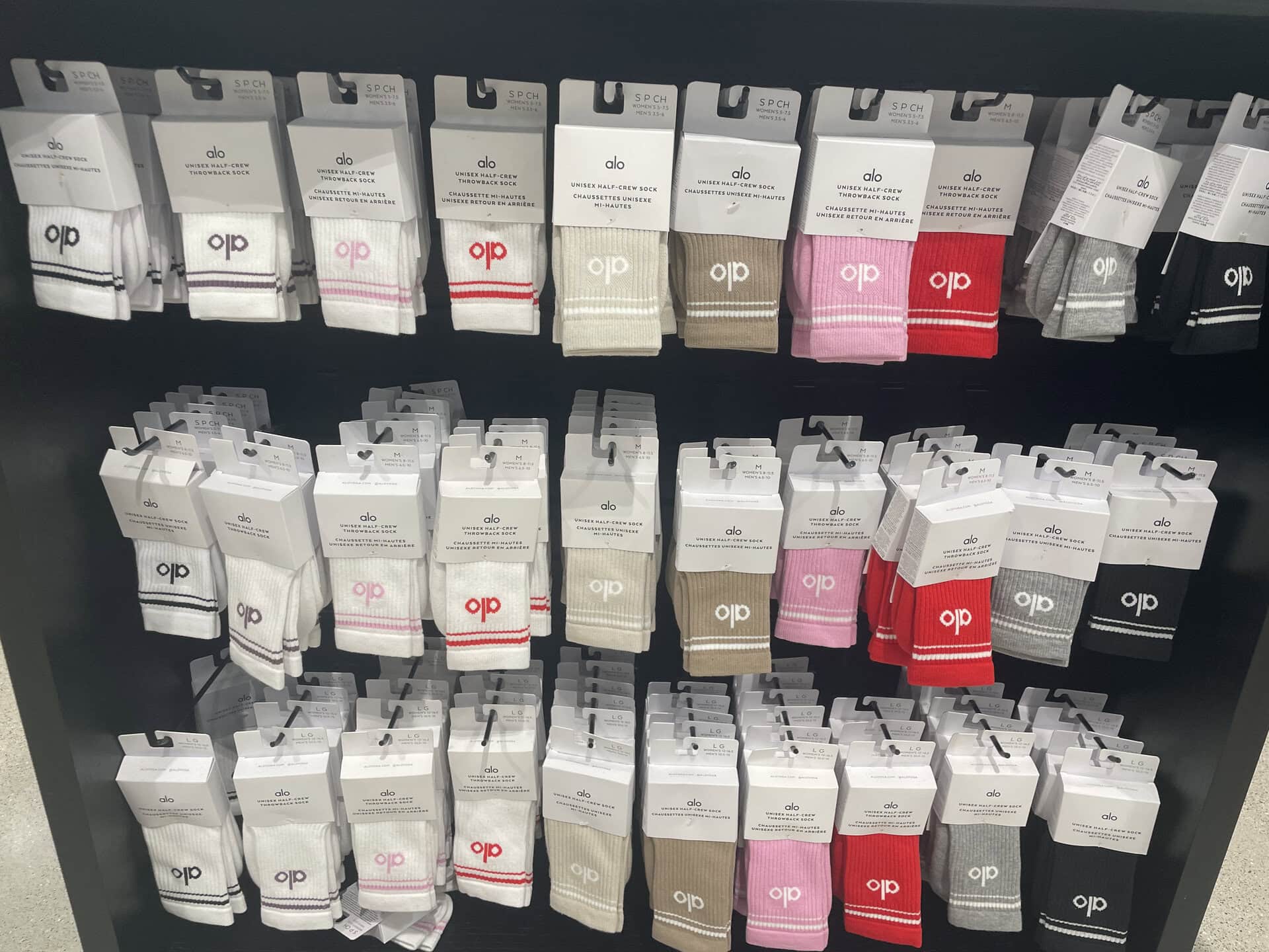 【alo】ソックスのバリエーションはこんな感じ。ロゴを見せびらかしてはくとイイのかしら。