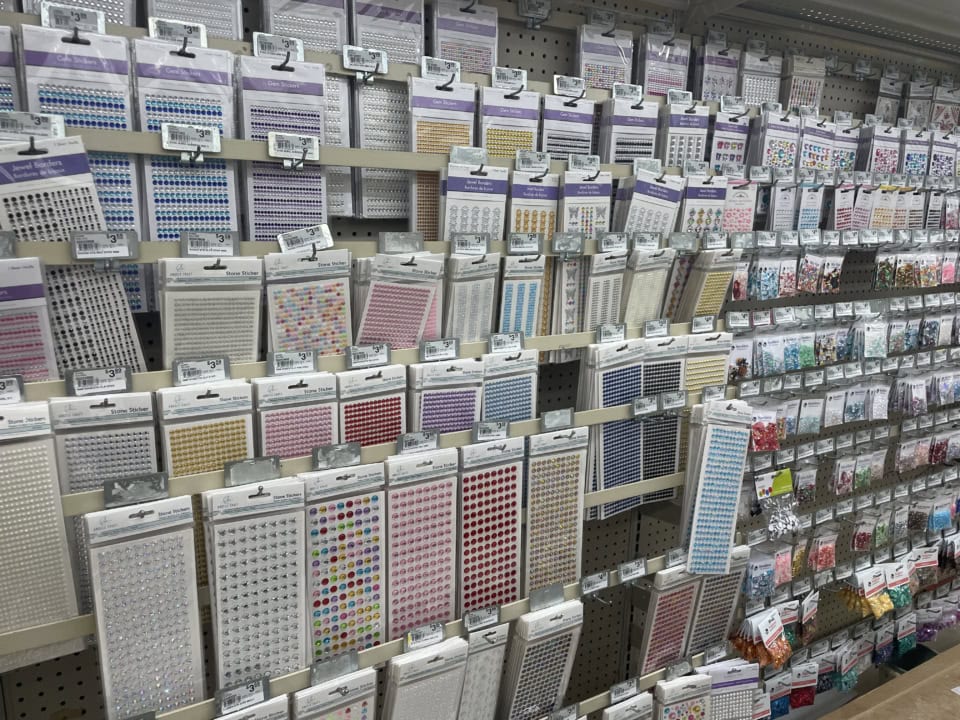 【HouseMart Ben Franklin Crafts】シールコーナーも楽しい！