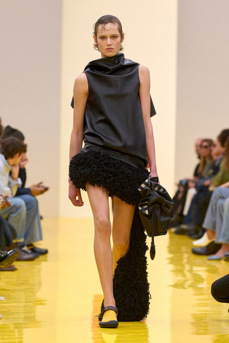 LOEWE 2026-27 AUTUMN WINTER_011