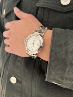 義理のお母さまから譲り受けたというカルティエの「パシャ」