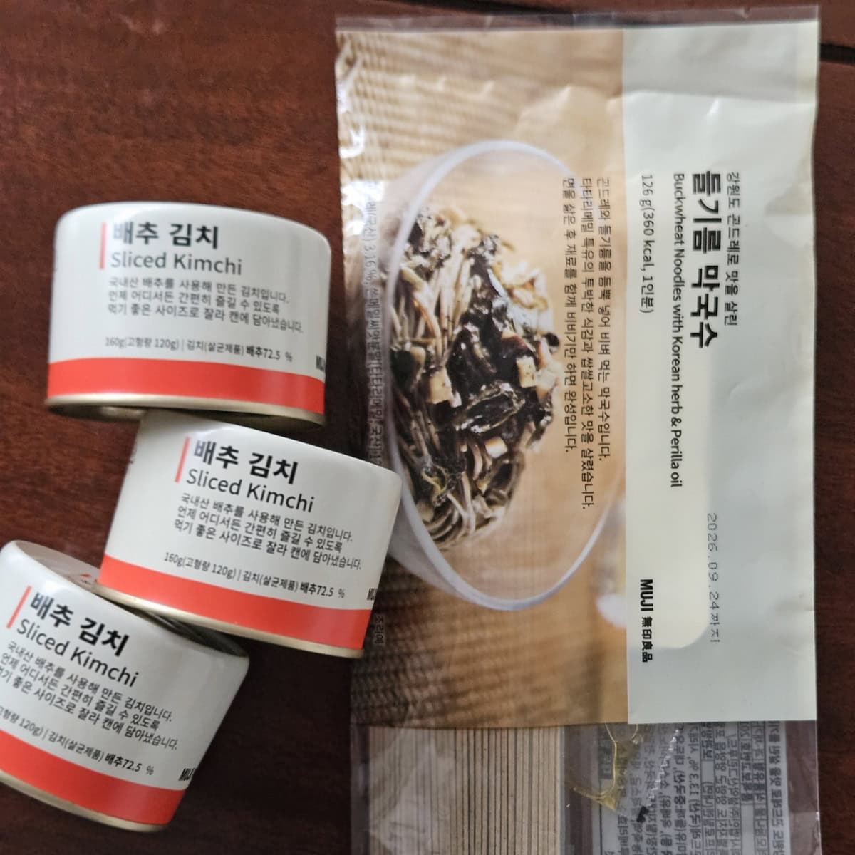 缶詰のキムチは一時完売が続くほどの人気だとか。