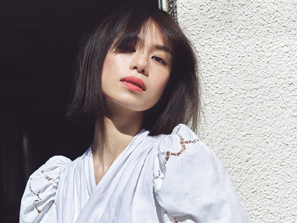 この春夏も外せないトレンド【レースブラウス】は1枚で主役級の華やかさのものを選んで