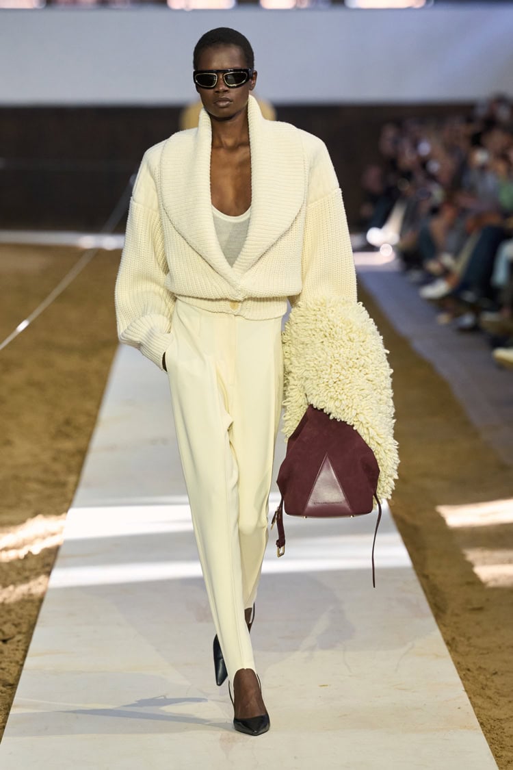 STELLA McCARTNEY 2026-27 AUTUMN WINTER_009