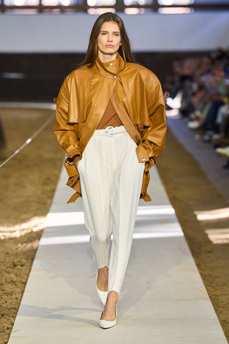 STELLA McCARTNEY 2026-27 AUTUMN WINTER_012