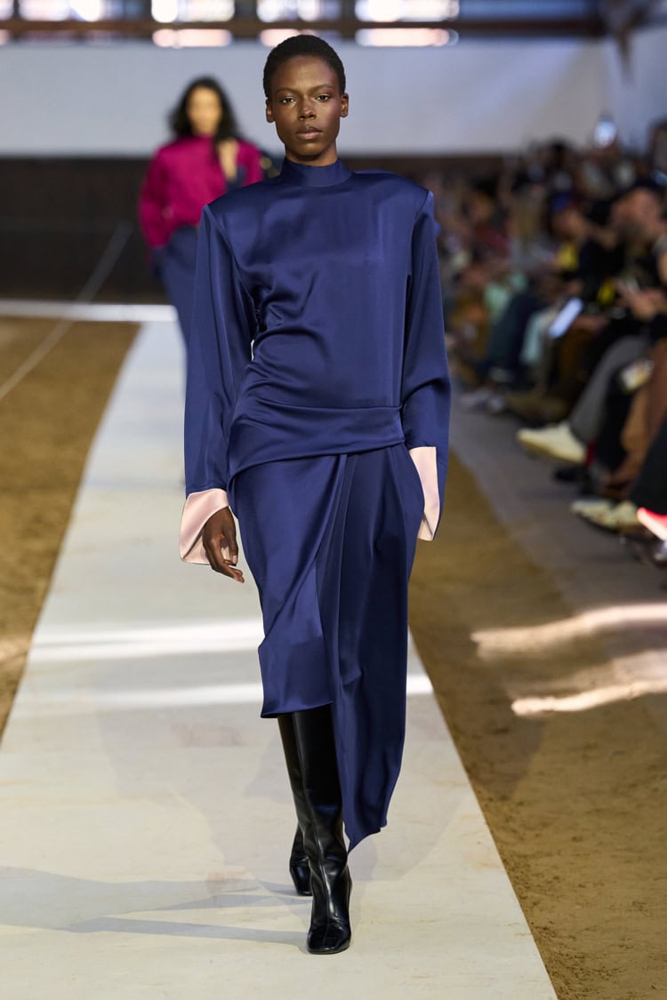 STELLA McCARTNEY 2026-27 AUTUMN WINTER_023