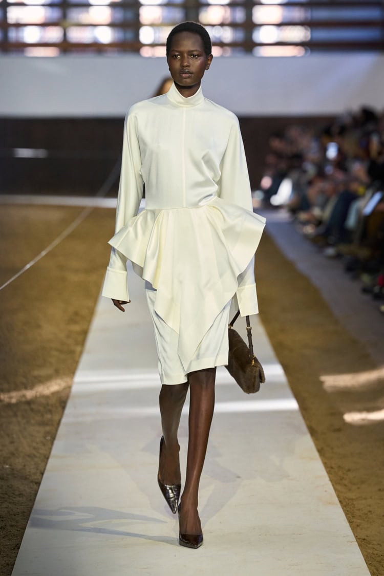 STELLA McCARTNEY 2026-27 AUTUMN WINTER_025