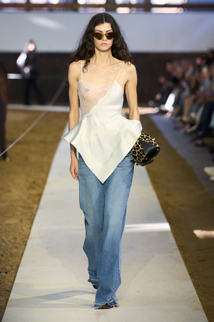 STELLA McCARTNEY 2026-27 AUTUMN WINTER_035