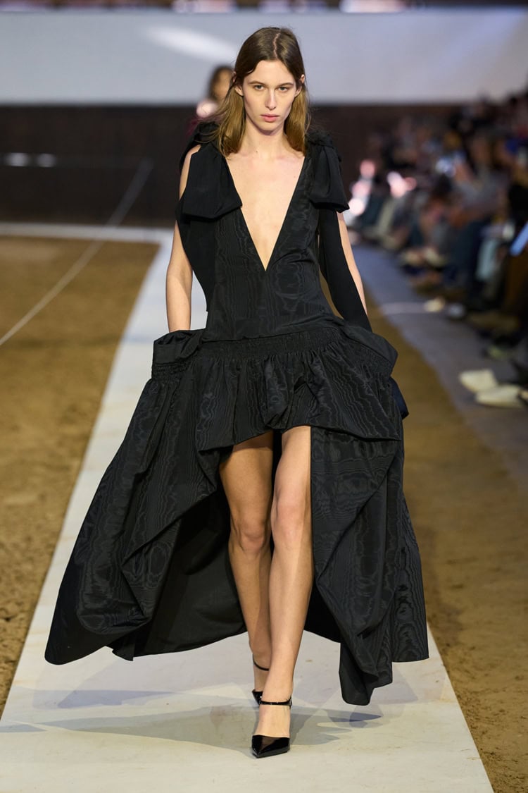 STELLA McCARTNEY 2026-27 AUTUMN WINTER_046