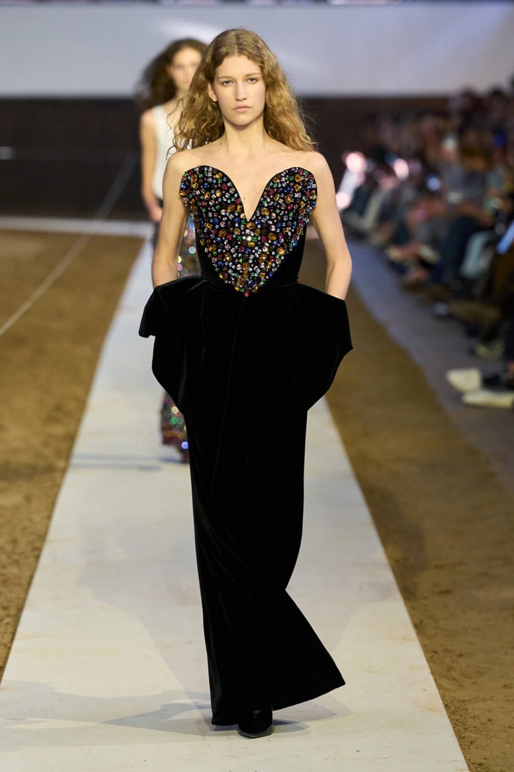 STELLA McCARTNEY 2026-27 AUTUMN WINTER_050