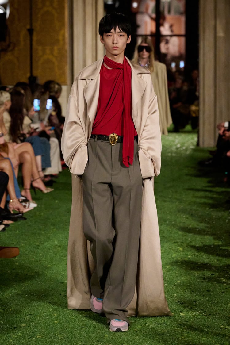 VALENTINO 2026-27 AUTUMN WINTER_075