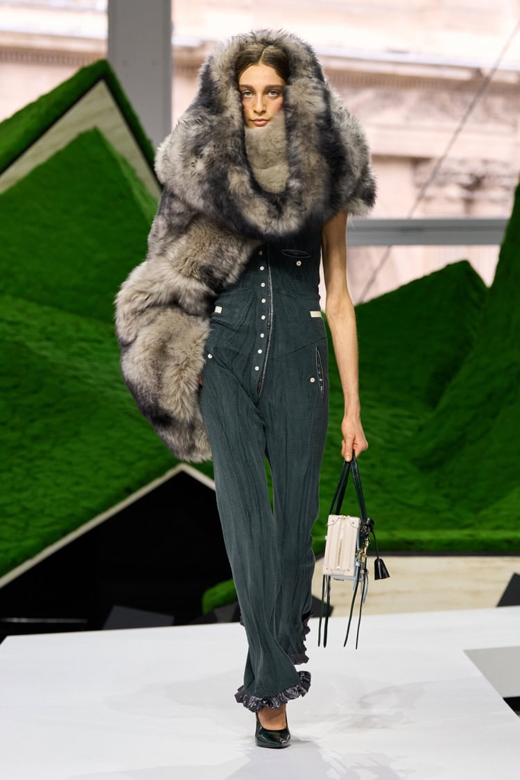 LOUIS VUITTON 2026-27 AUTUMN WINTER_017
