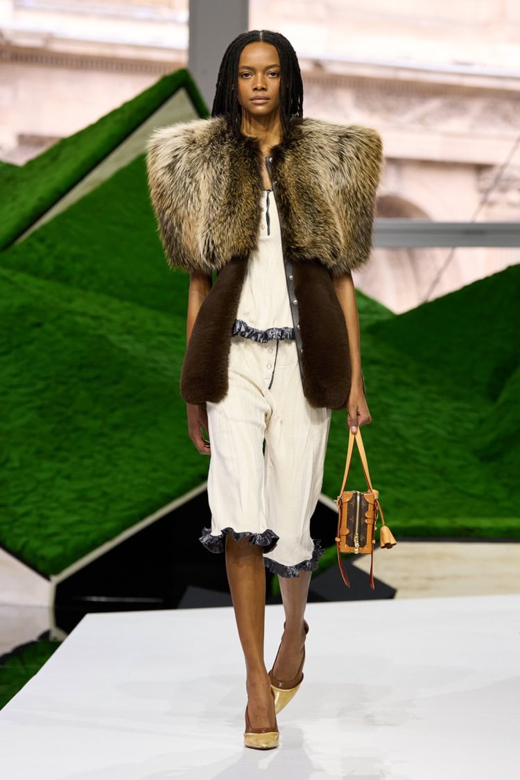 LOUIS VUITTON 2026-27 AUTUMN WINTER_020