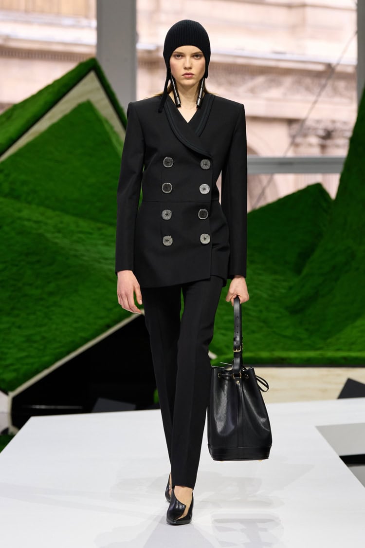 LOUIS VUITTON 2026-27 AUTUMN WINTER_039