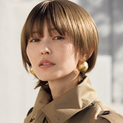 40代は襟足長めで丸みのあるものがオススメ! 【ショートヘア】は「ウィッグ」で即似合わせします