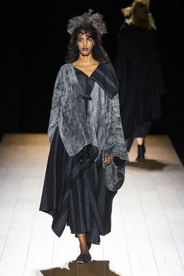 Yohji Yamamoto 2026-27 AUTUMN WINTER_033