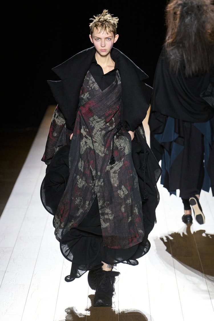 Yohji Yamamoto 2026-27 AUTUMN WINTER_037