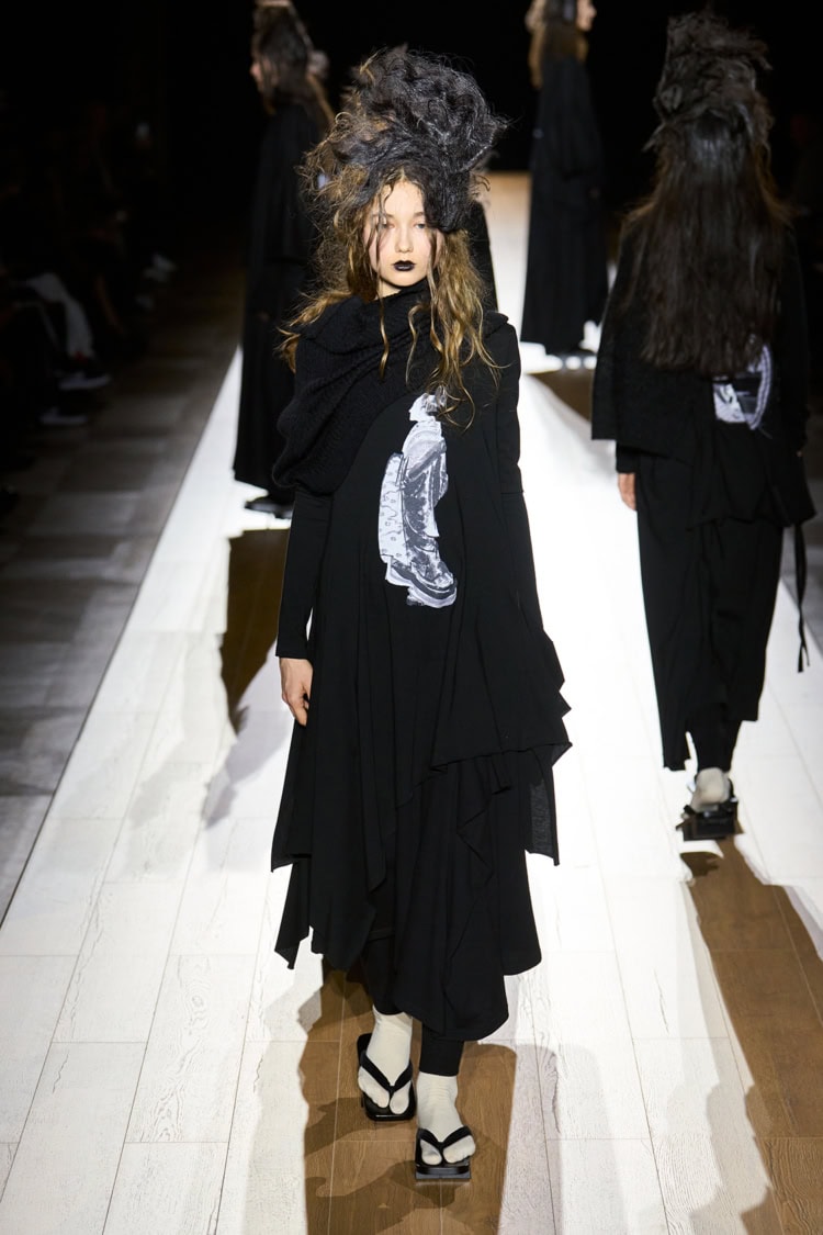 Yohji Yamamoto 2026-27 AUTUMN WINTER_044