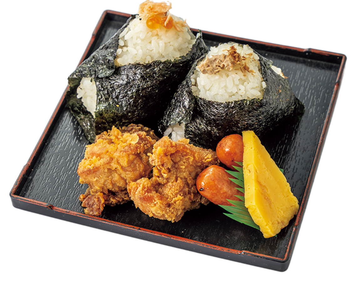 唐揚げなどのサイドメニューも人気。おむすびセット1個$5.28〜