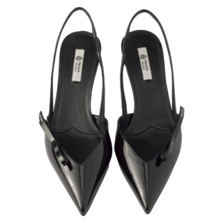 靴［ヒール4.5㎝］¥192,500※予定価格（プラダ／プラダ クライアントサービス）