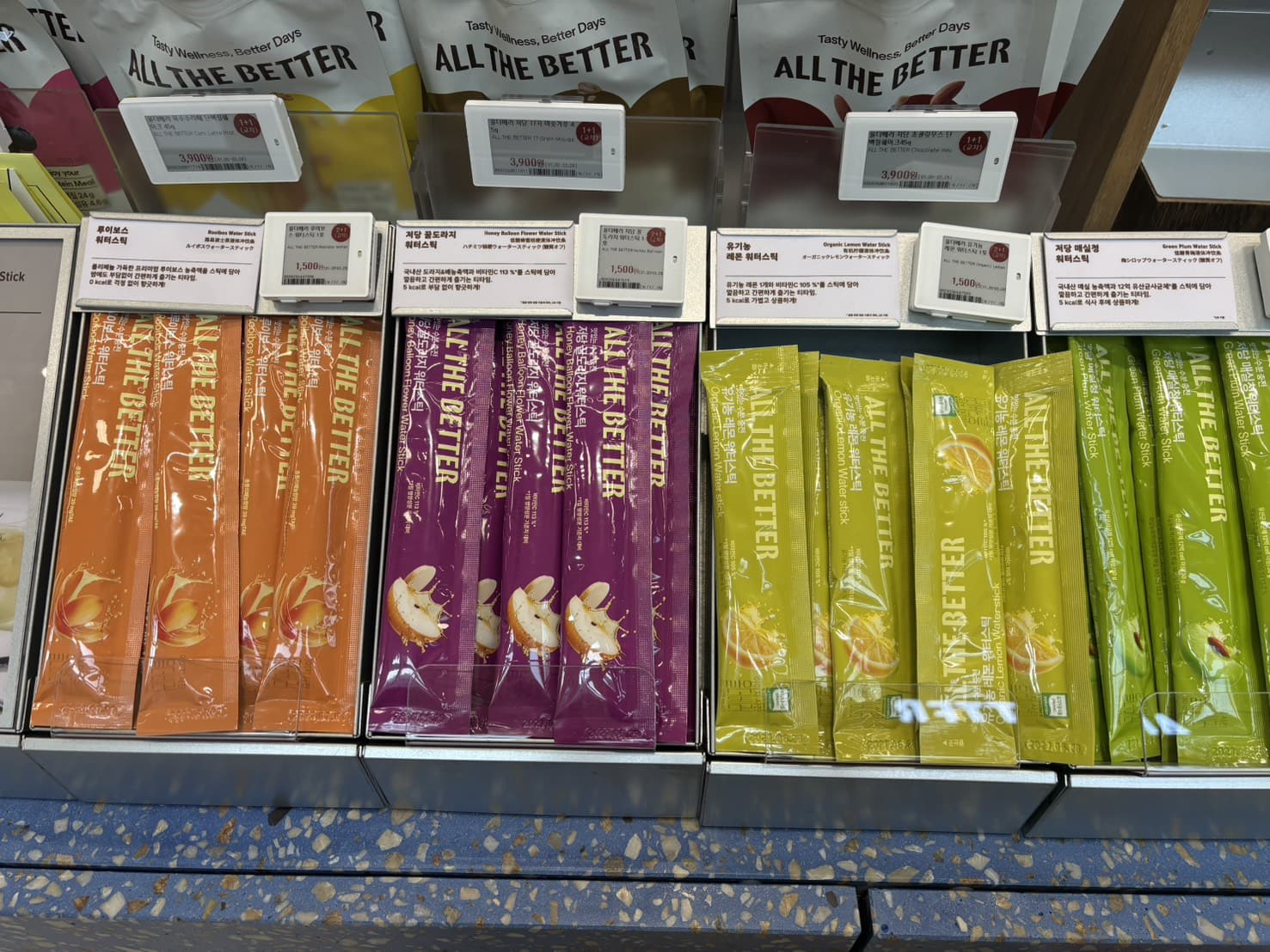 ちなみに、1袋（₩1,500～）からお試しできるように販売されているものも多かったので、気軽にトライしやすいです。