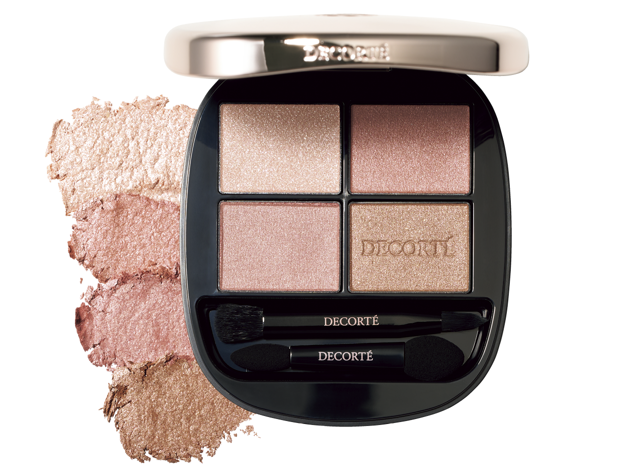 2025年下半期に各誌でベスコスを受賞しまくった、人気アイシャドウの新色。¥7,700（コスメデコルテ）