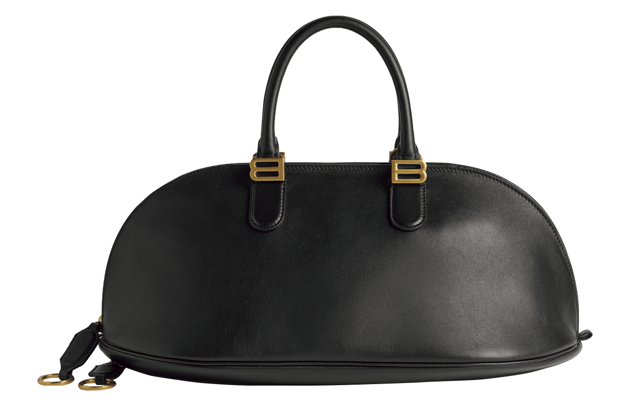 バッグ※ストラップ付き［H19×W44×D21㎝］¥570,900（バレンシアガ／バレンシアガ クライアントサービス）