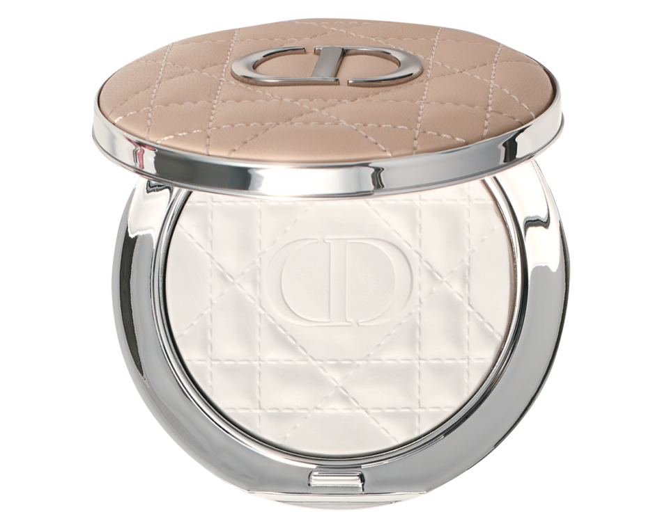 ディオールスキン フォーエヴァー ヌード ラディアント フィルター 00 ルミネセント ¥7,810（パルファン・クリスチャン・ディオール）