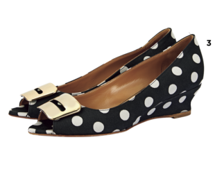 シューズ［ヒール4㎝］￥82,500（ペリーコ／アマン）