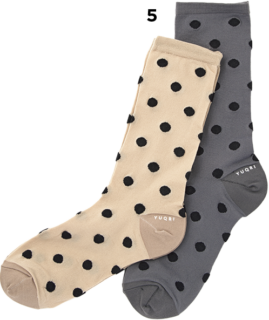 ソックス各￥2,750（共にユクリ／TTIME）