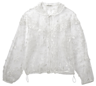 トップス￥28,600（エディション プレル／エディション 表参道ヒルズ店）