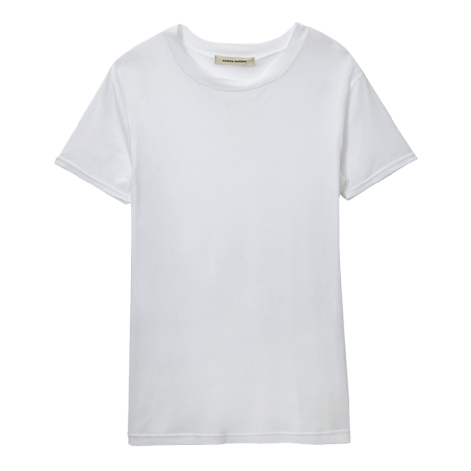 Tシャツ￥9,900（イウエンマトフ／ユナイテッドアローズ 渋z谷スクランブルスクエア店）