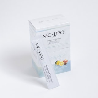 吸収効率にこだわり、マグネシウムをリポソーム化。100％天然由来の果汁で飲みやすく、毎日のインナーケアを心地よくサポート。続けやすさまで計算されたマグネシウムサプリ。マグリポ 10g×30本入り¥8,610（オーガニックサイエンス）