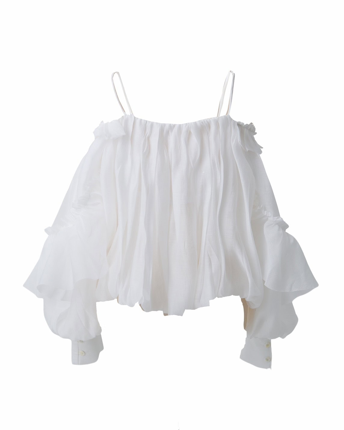 袖口がカフ仕立てになっているので、ラフ過ぎずきちんと感があります。