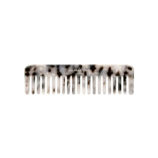 会場内限定の購入特典のヘアコーム。対象ヘア ミストを含む11,000円(税込)以上お買い上げでゲットできます