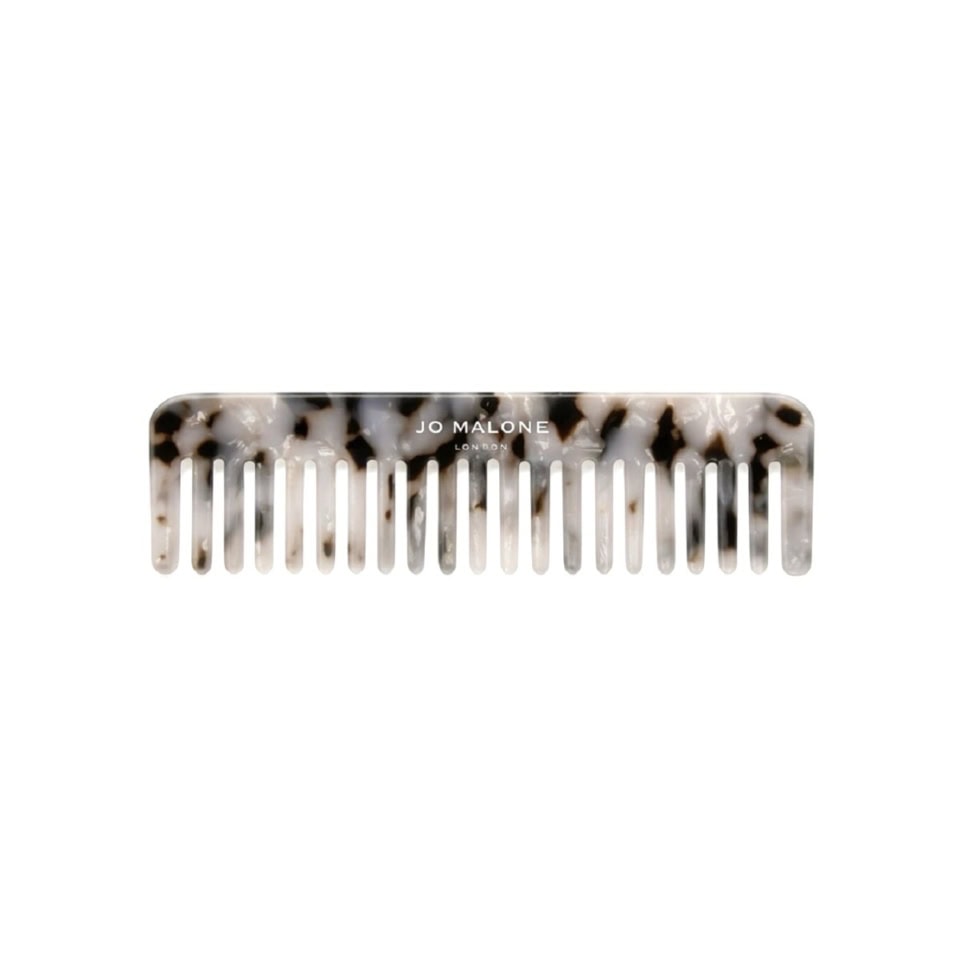 会場内限定の購入特典のヘアコーム。対象ヘア ミストを含む11,000円(税込)以上お買い上げでゲットできます