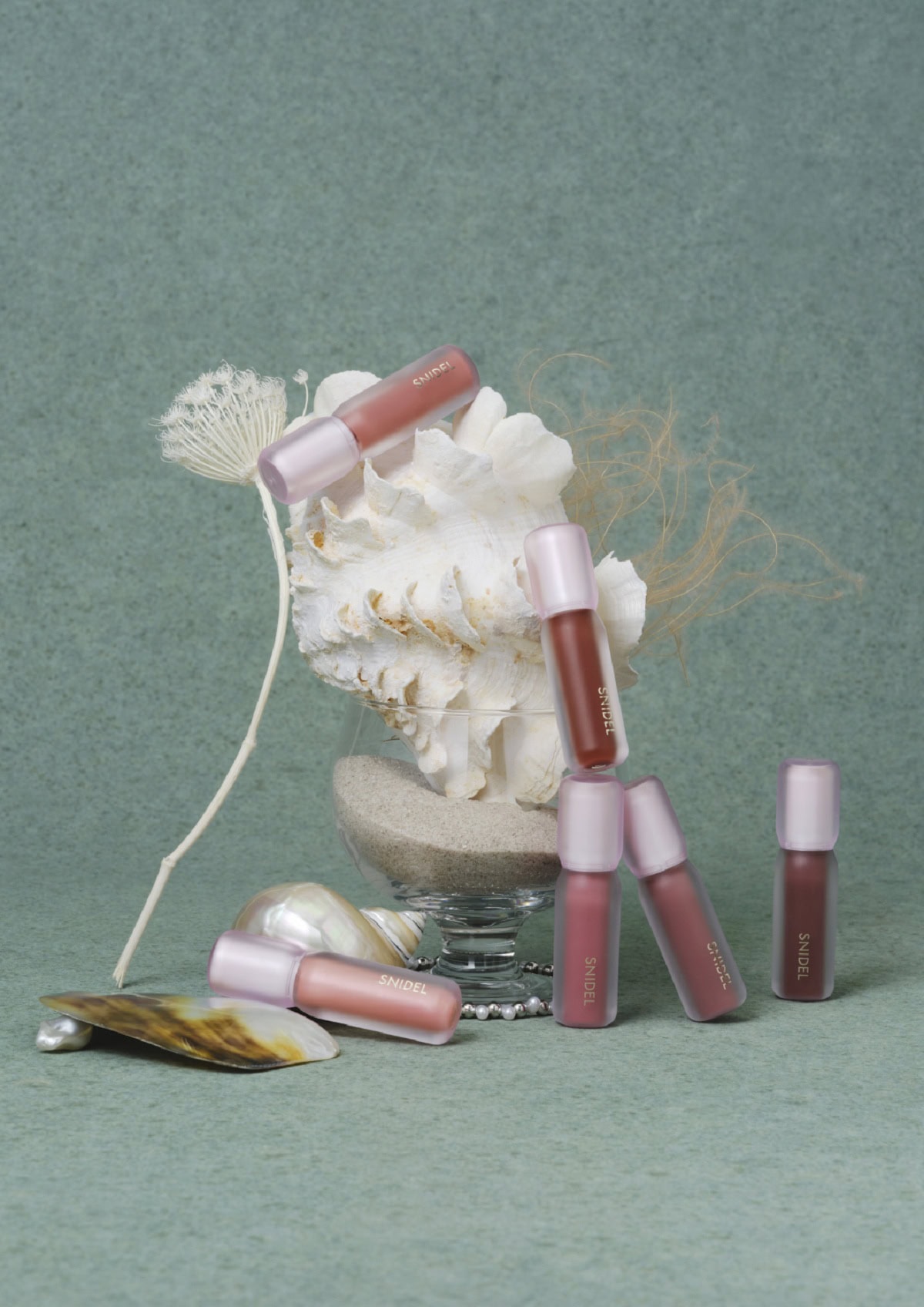 機能的だけど肌馴染みのいいカラー展開はオンオフ両方活躍しそう！SNIDEL ピュア グロッシーティント 全6色 3,300円（SNIDEL BEAUTY）※4月24日予約販売