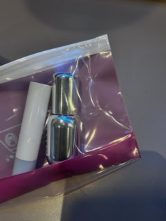 裏側が透明なので、中身も見やすい！