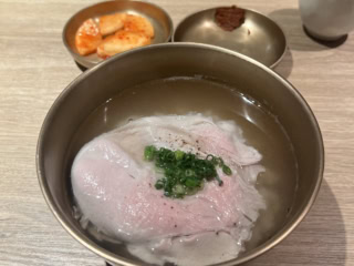 お店の看板メニュー「デジコムタン」