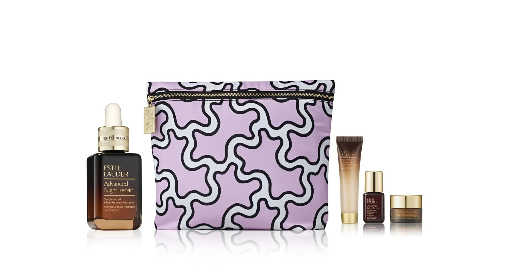 人気美容液「アドバンス ナイト リペア」や「アクア チャージ」などのスキンケアアイテムを9,900円以上購入で、限定バッグとスキンケアミニ3品の特別セットをプレゼント。肌をいたわる時間を贈るギフトにも最適。エスティ ローダー × DVF スキンケア セット ￥9,900～（エスティー ローダー）※4月17日限定発売